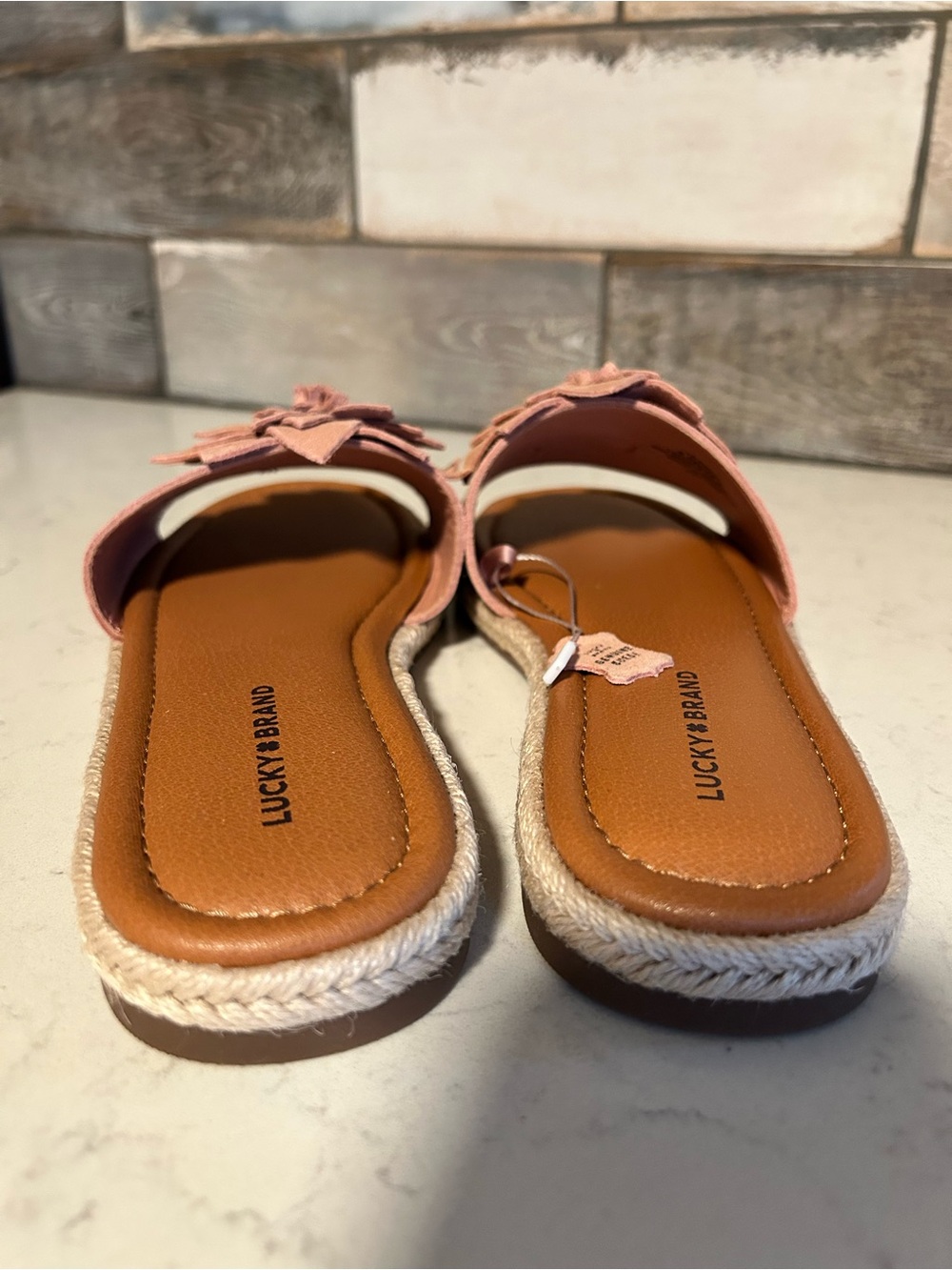 NIB🍀 Lucky Brand Pinita Suede Leather Flower Slide Sandals in Bellini - Picture 13 of 14